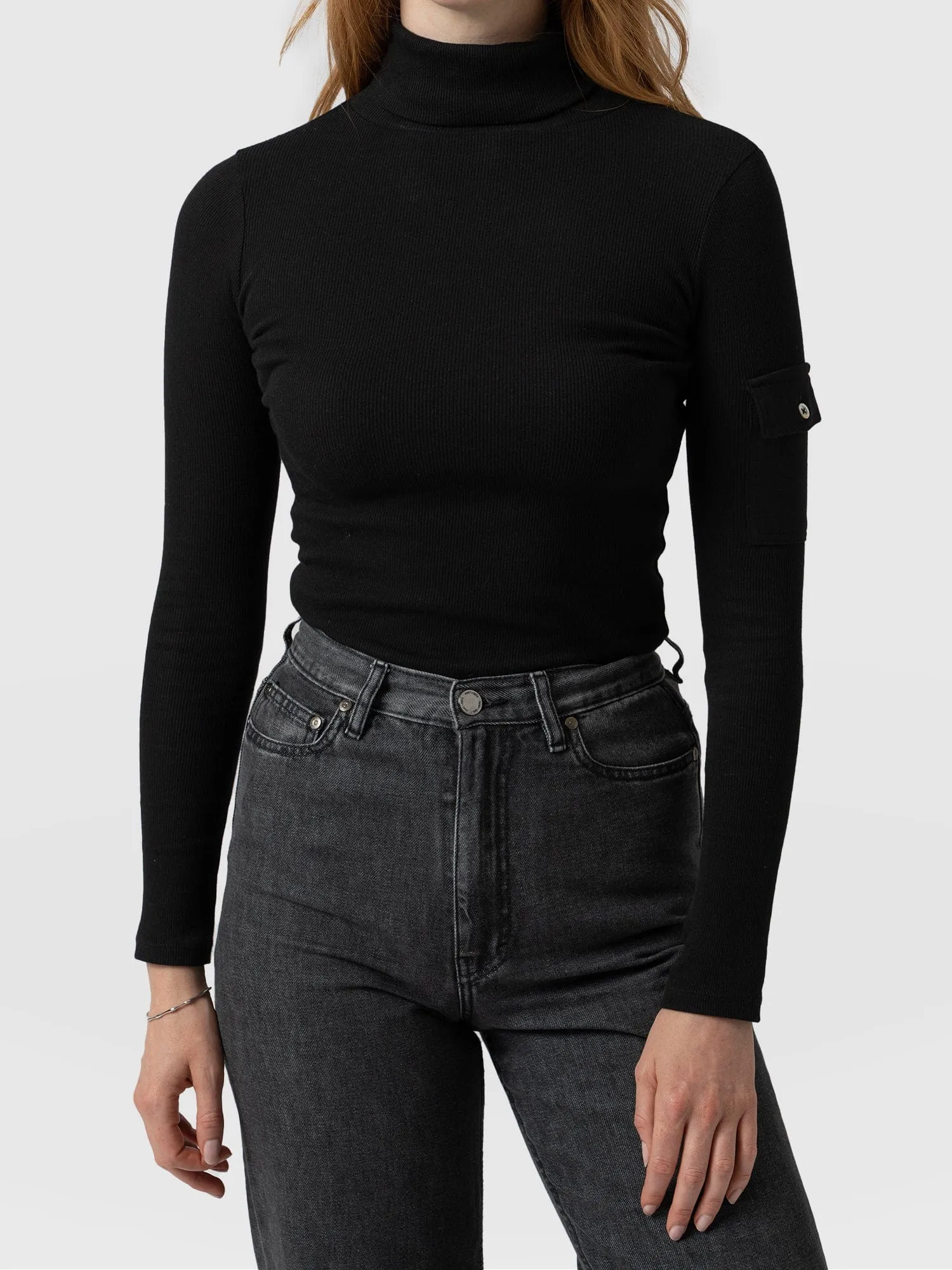 Pocket Turtle Neck - Black